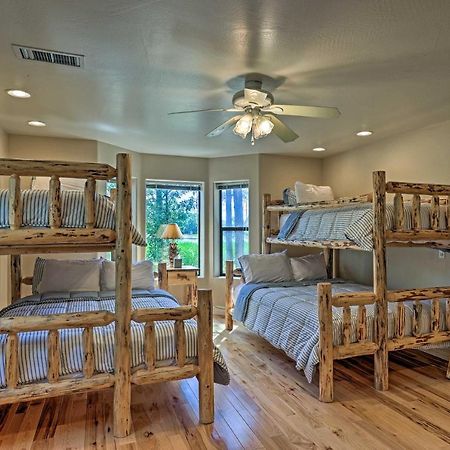 Serene Lakeside Cabin With Decks And Edler Lake Views! Pinetop-Lakeside Dış mekan fotoğraf